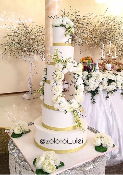 Свадебный торт