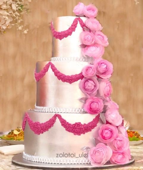 Свадебный торт