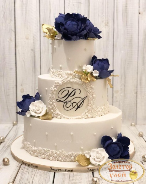 Свадебный торт