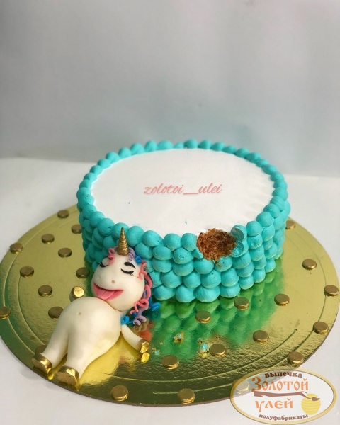 Торт на день рождения