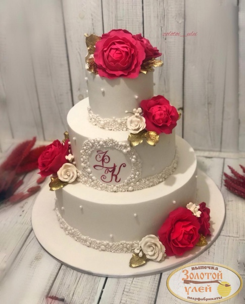 Свадебный торт