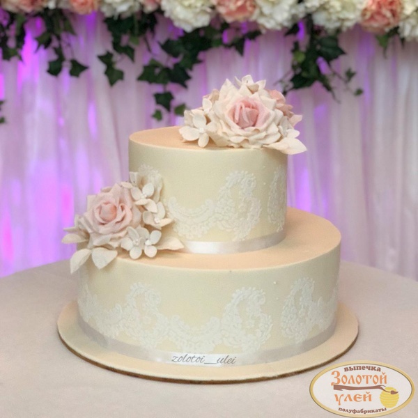 Свадебный торт